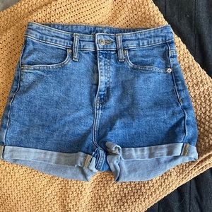 Target “Wild Fable” Denim mom jean shorts size 4